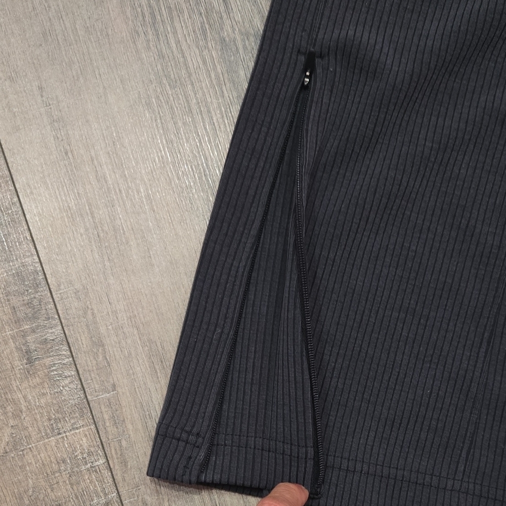 Lululemon Ribbed Softstreme Zip-Leg High-Rise Cropped Pants 25" - Picture 3 of 14